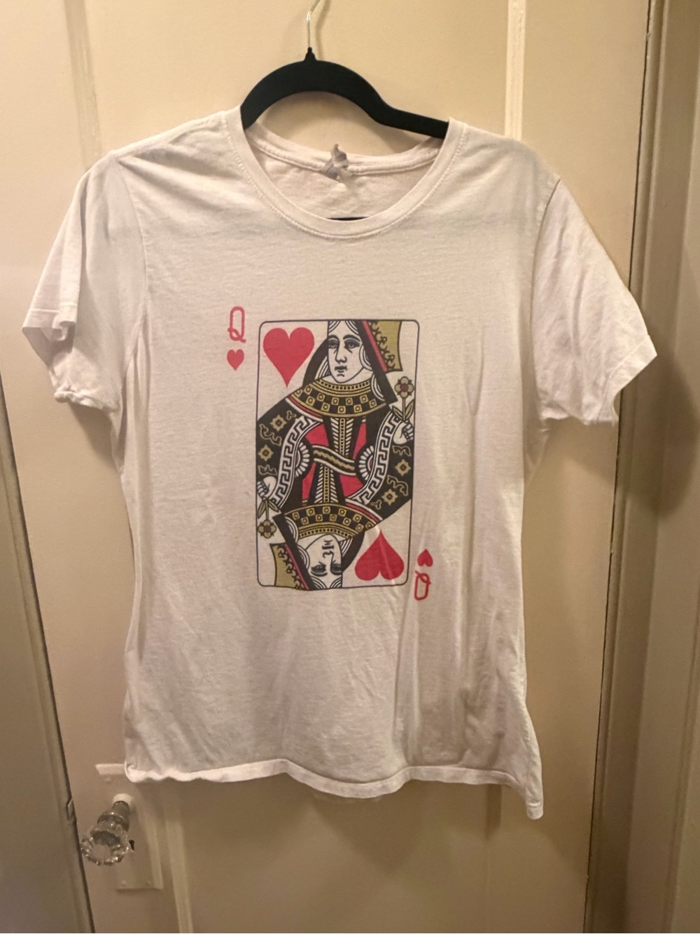 Queens of hearts Tee